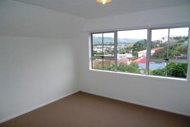 Photo of property in 18 Wilfred Street, Tawa, Wellington, 5028