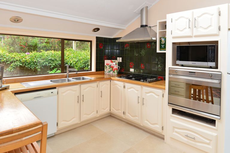 Photo of property in 77 Swann Beach Road, Stanmore Bay, Whangaparaoa, 0932