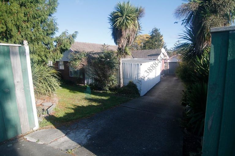 Photo of property in 47 Maces Road, Bromley, Christchurch, 8062