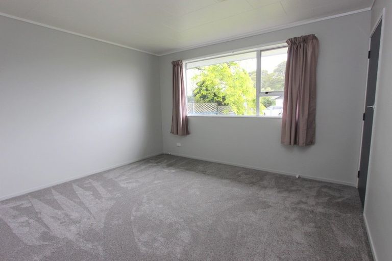 Photo of property in 29 Kowhai Street, Inglewood, 4330