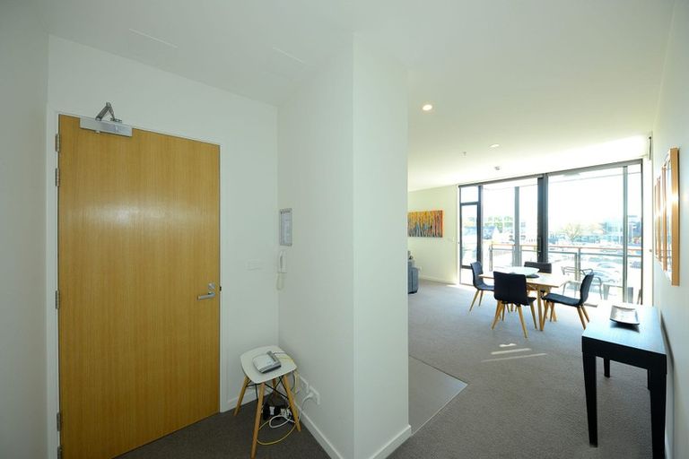 Photo of property in 1/50 Kilmore Street, Christchurch Central, Christchurch, 8013