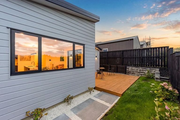 Photo of property in 80 Huanui Drive, Wainui, 0992