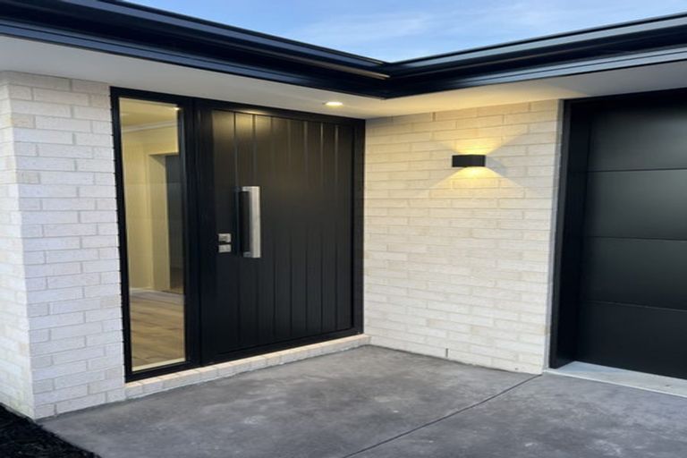 Photo of property in 61 Hilton Drive, Amberley, 7410