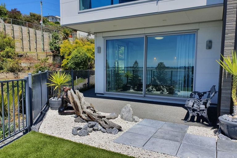 Photo of property in 42 Main Road, Mount Pleasant, Christchurch, 8081