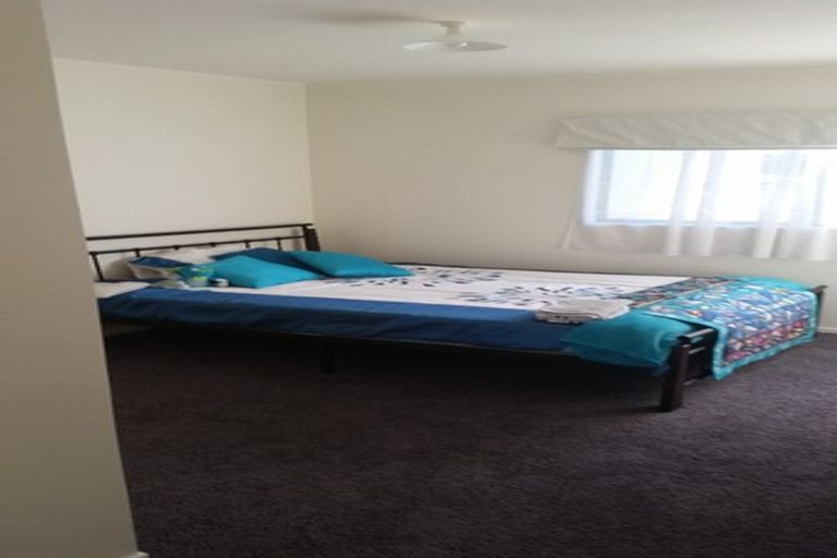 Photo of property in 72 Samwell Drive, Whitby, Porirua, 5024