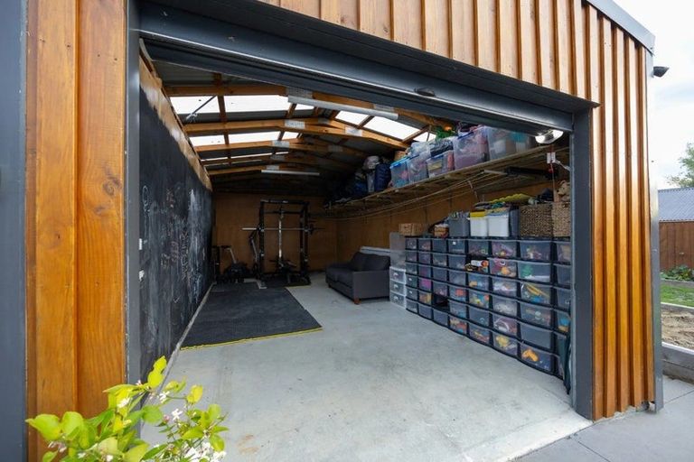 Photo of property in 34 Keeling Street, West End, Palmerston North, 4412