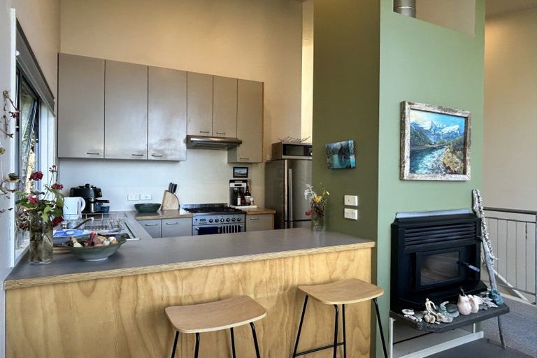 Photo of property in 7c Strawberry Lane, Fernhill, Queenstown, 9300