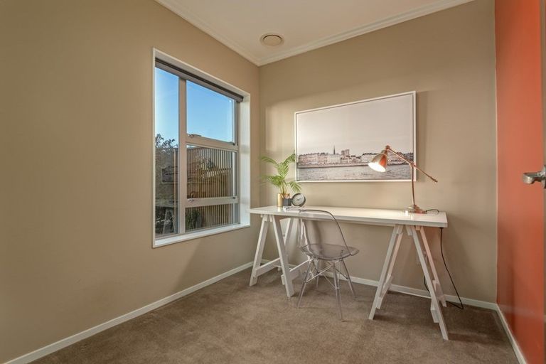 Photo of property in 53-55 Oram Drive, Turitea, Palmerston North, 4472