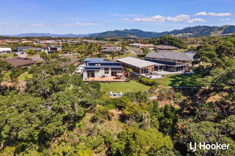Photo of property in 153 Koutunui Road, Athenree, Katikati, 3177
