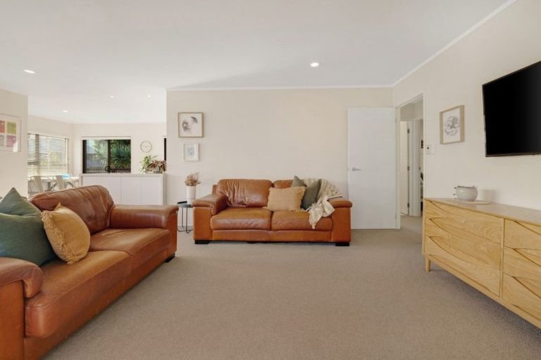 Photo of property in 17a Sydney Street, Hauraki, Auckland, 0622