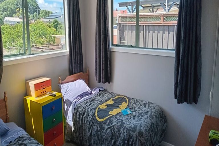 Photo of property in 5 Start Street, Palmerston, 9430