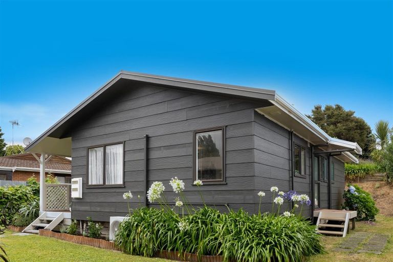 Photo of property in 21b Moana Road, Paraparaumu, 5032