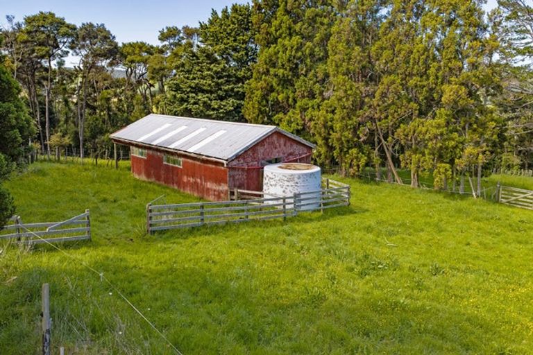 Photo of property in 89 Hamilton Road, Waimauku, 0881