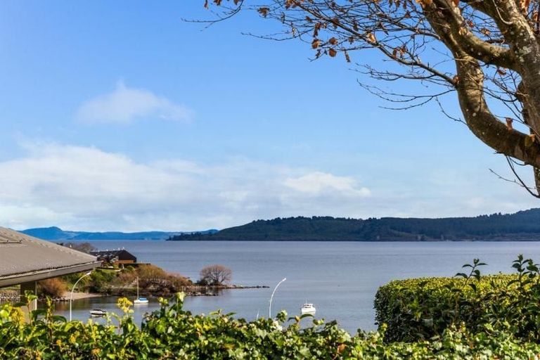 Photo of property in 11b Shepherd Road, Waipahihi, Taupo, 3330