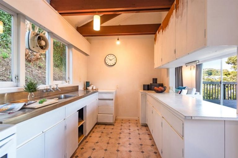 Photo of property in 2/51 Cornford Street, Karori, Wellington, 6012