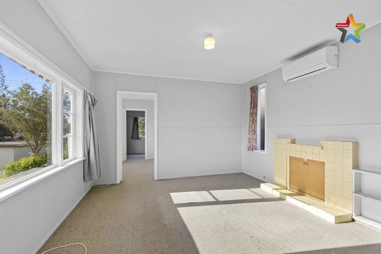 Photo of property in 67 Tasman Road, Otaki Beach, Otaki, 5512