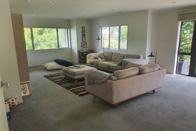 Photo of property in 20 Regis Lane, Flat Bush, Auckland, 2019