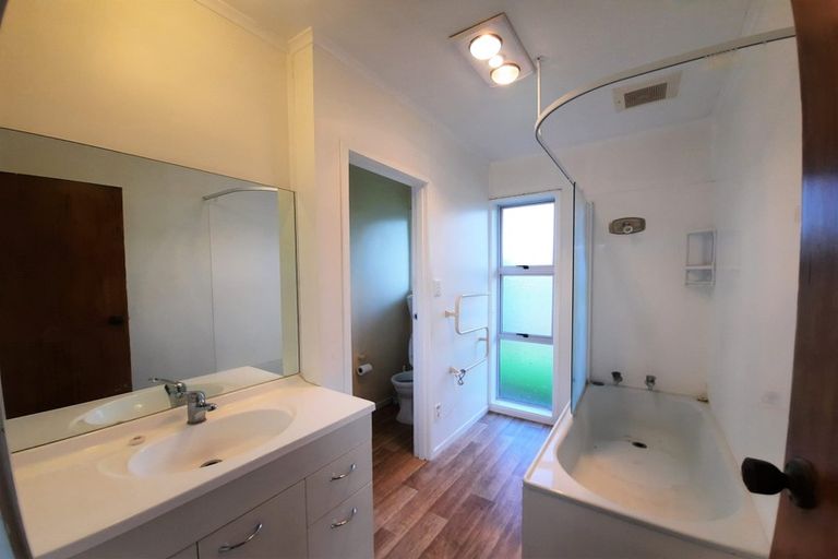 Photo of property in 1/38 Galsworthy Place, Bucklands Beach, Auckland, 2014