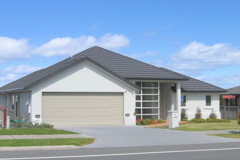 Photo of property in 19 Acacia Bay Road, Nukuhau, Taupo, 3330