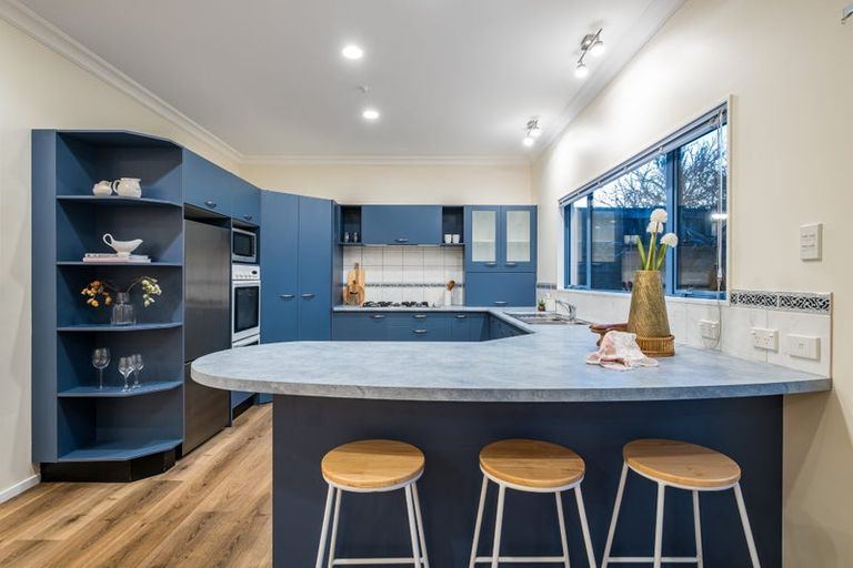 Photo of property in 3 Barque Crescent, Whitby, Porirua, 5024