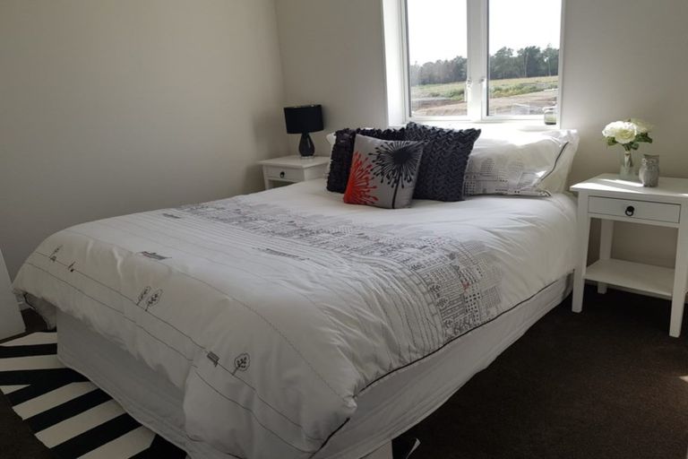 Photo of property in 37 Bellbird Street, Papakura, 2110