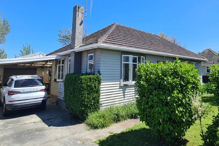 Photo of property in 11 Kirk Street, Otaki, 5512