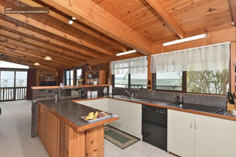 Photo of property in 2019 Whangarei Heads Road, Whangarei Heads, Whangarei, 0174