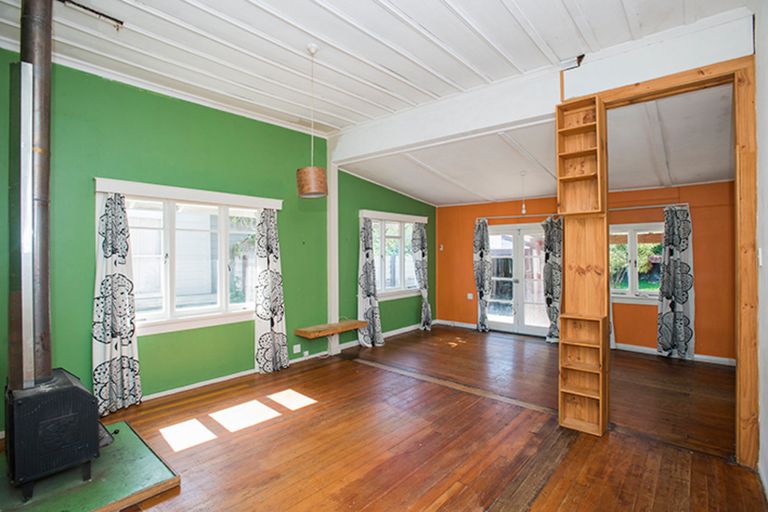 Photo of property in 17 Harris Street, Kaiti, Gisborne, 4010