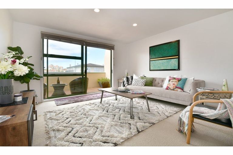 Photo of property in 17/595 Laurie Southwick Parade, Gulf Harbour, Whangaparaoa, 0930