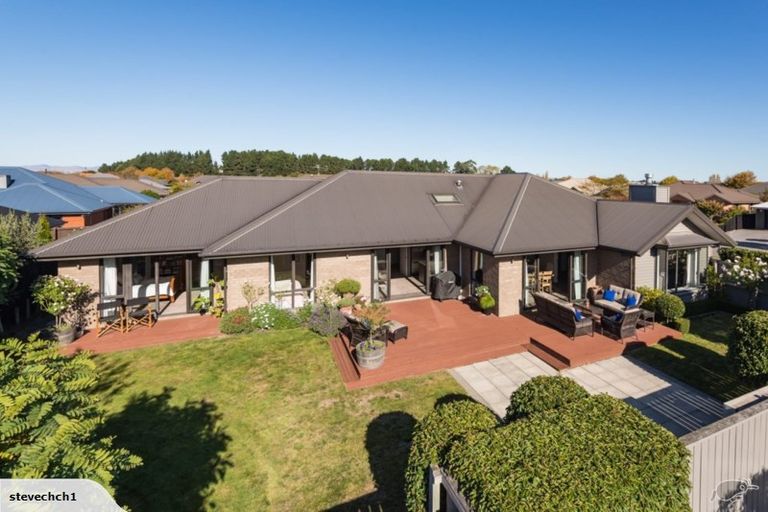 Photo of property in 3 Reka Street, Parklands, Christchurch, 8083