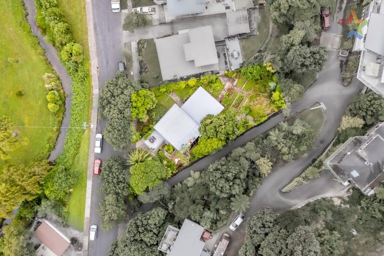 Photo of property in 33 Parnell Street, Fairfield, Lower Hutt, 5011