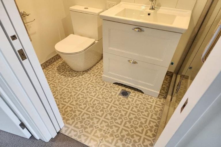 Photo of property in 4/40 New Brighton Road, Shirley, Christchurch, 8061