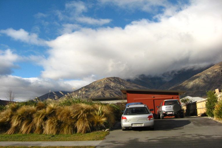 Photo of property in 32 Sylvan Street, Lake Hayes, Queenstown, 9304