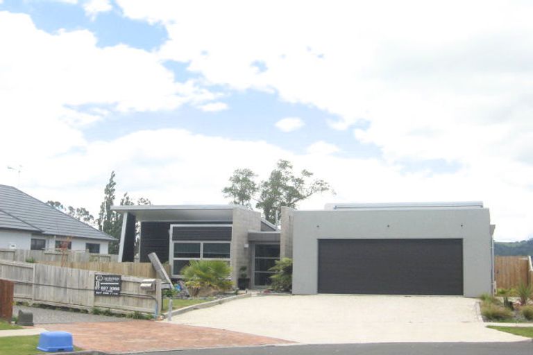 Photo of property in 9 Durmast Court, Cambridge, 3434