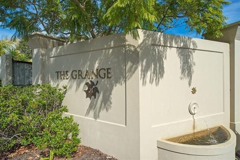 Photo of property in The Grange, 22/92 Bush Road, Albany, Auckland, 0632