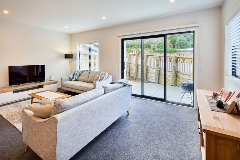 Photo of property in 6 Pakura Place, Wainuiomata, Lower Hutt, 5014