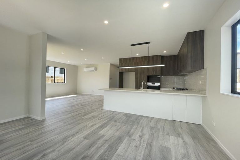 Photo of property in 1c Koromiko Street, New Lynn, Auckland, 0600