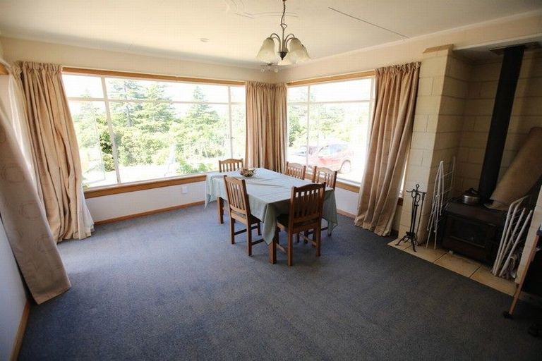 Photo of property in 35 Bakers Road, Waimate, 7978