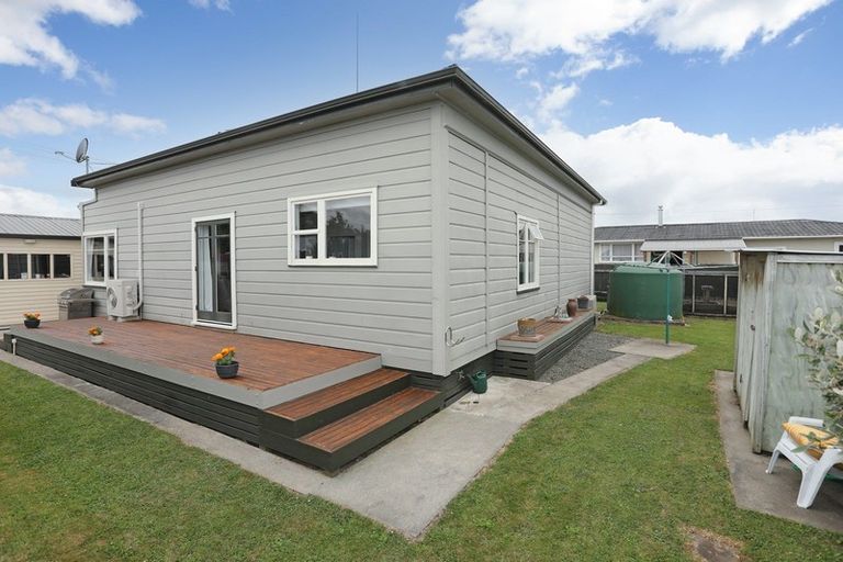 Photo of property in 6 A'court Street, Sanson, 4817