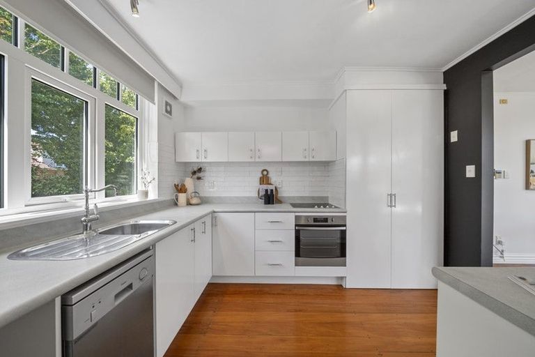 Photo of property in 968 High Street, Avalon, Lower Hutt, 5011