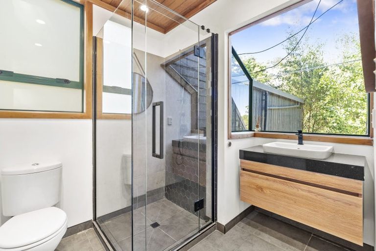 Photo of property in 110 Attwood Road, Paremoremo, Auckland, 0632