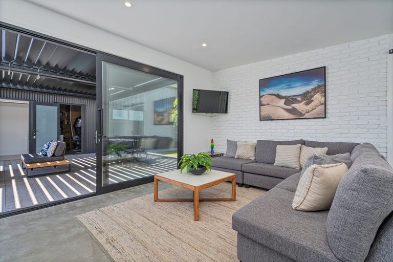 Photo of property in 31 Longreach Drive, Cooks Beach, Whitianga, 3591