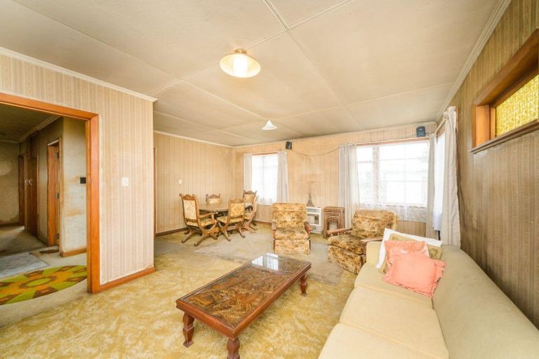 Photo of property in 214 Botanical Road, Takaro, Palmerston North, 4412