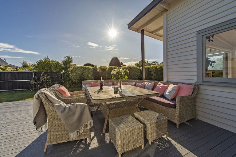 Photo of property in 31 Broadway Avenue, Waikuku Beach, 7473