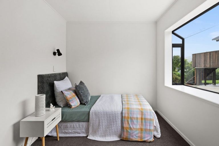 Photo of property in 21 Tauroa Road, Havelock North, 4130