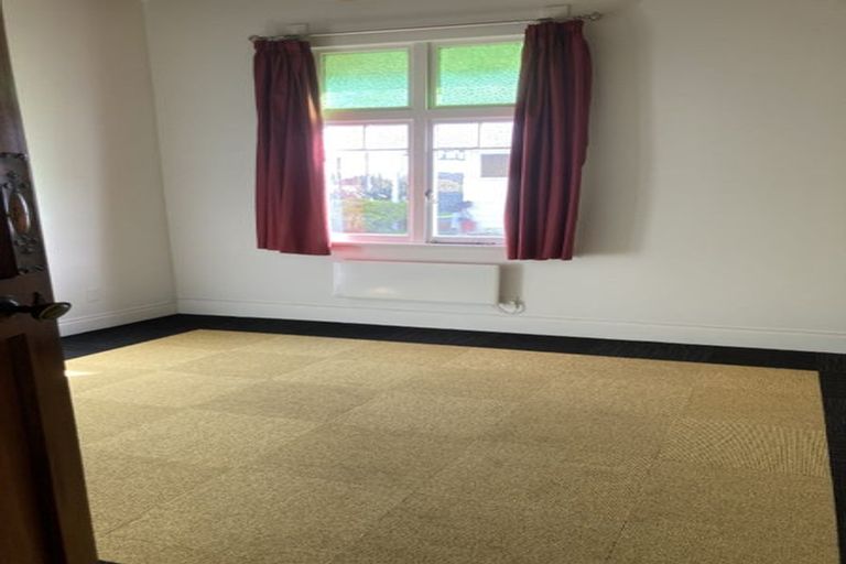 Photo of property in 6 Hurworth Place, College Estate, Whanganui, 4500