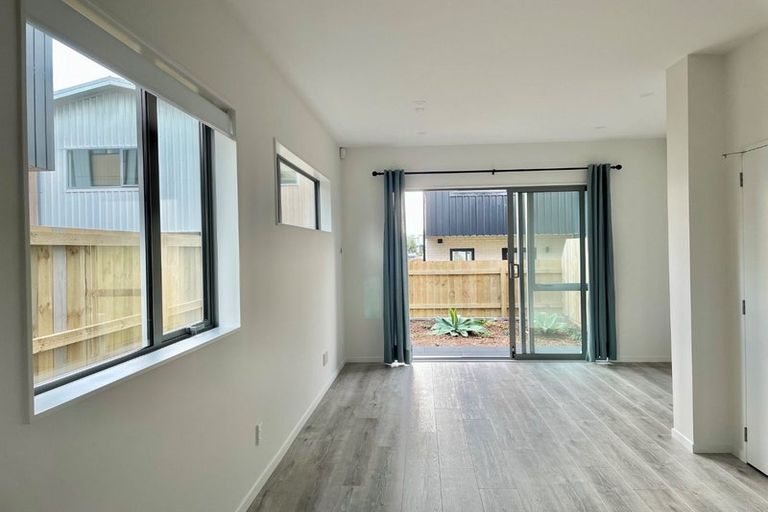 Photo of property in 17 Tokarewa Close, Mount Wellington, Auckland, 1062