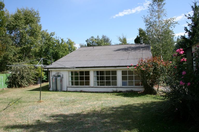 Photo of property in 19 Sutherland Road, Omarama, 9412
