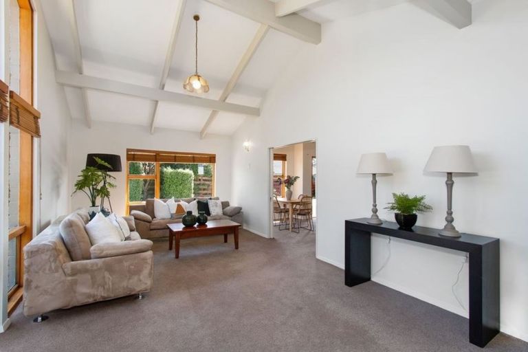 Photo of property in 22 Sarabande Avenue, Redwood, Christchurch, 8051