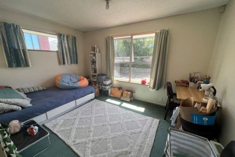 Photo of property in 2/27 Peverel Street, Riccarton, Christchurch, 8041